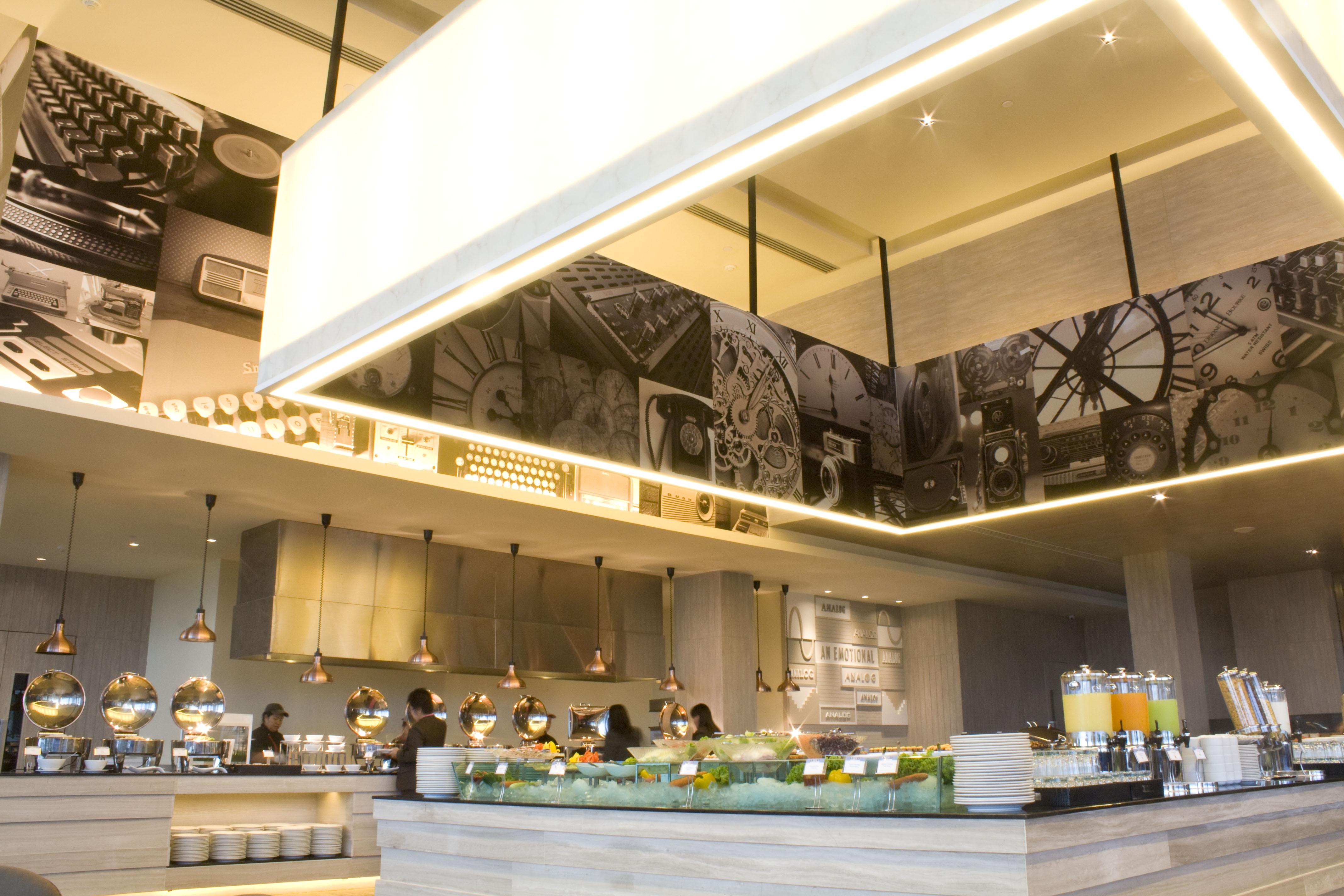 Tsix5 Hotel Pattaja Kültér fotó