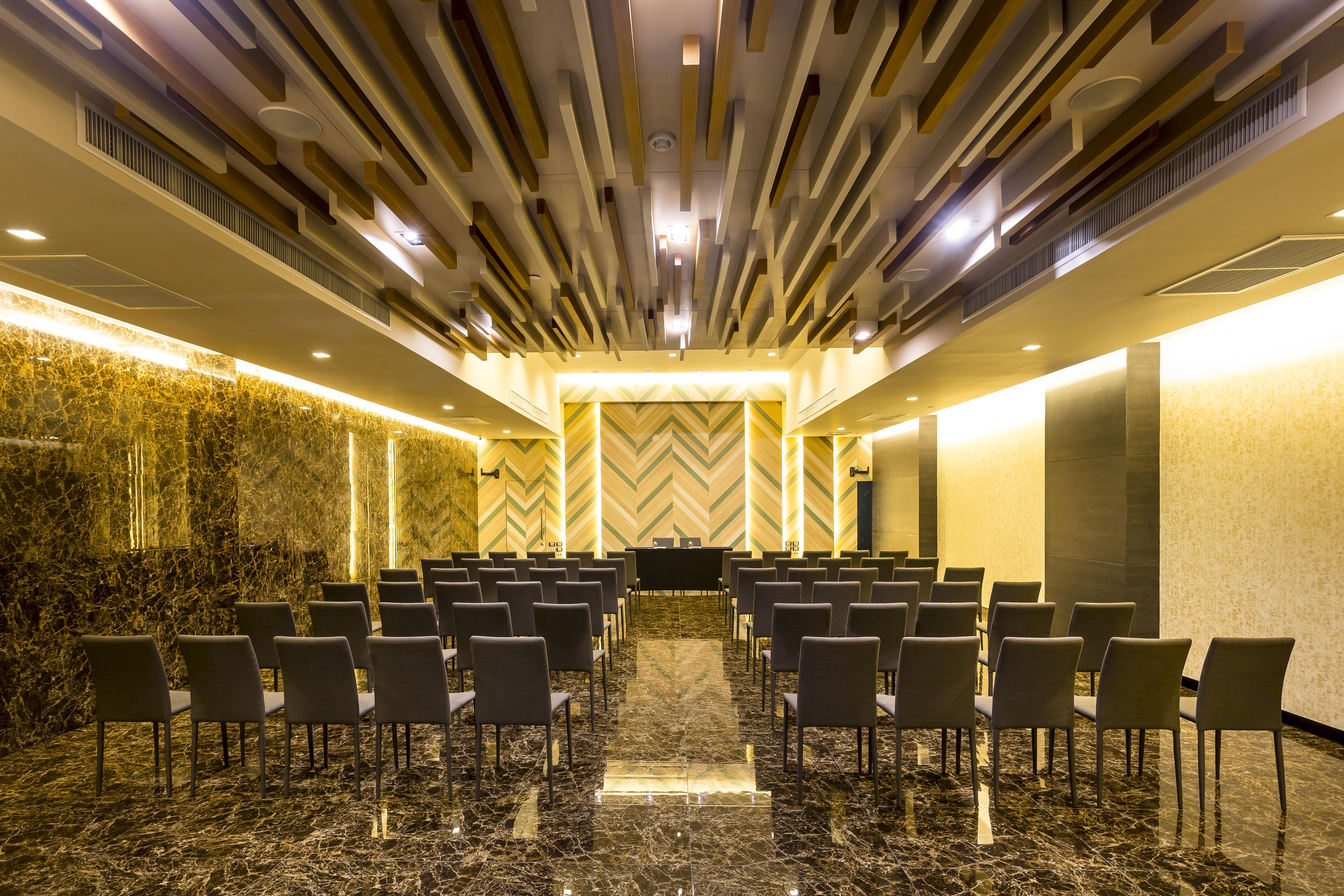 Tsix5 Hotel Pattaja Kültér fotó