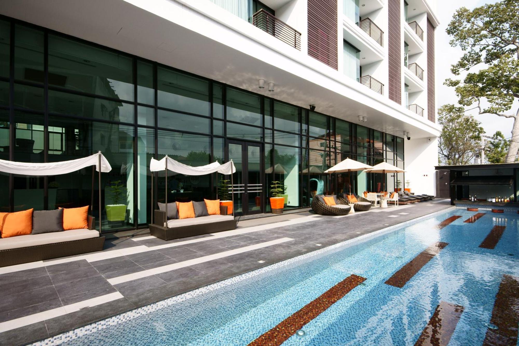 Tsix5 Hotel Pattaja Kültér fotó