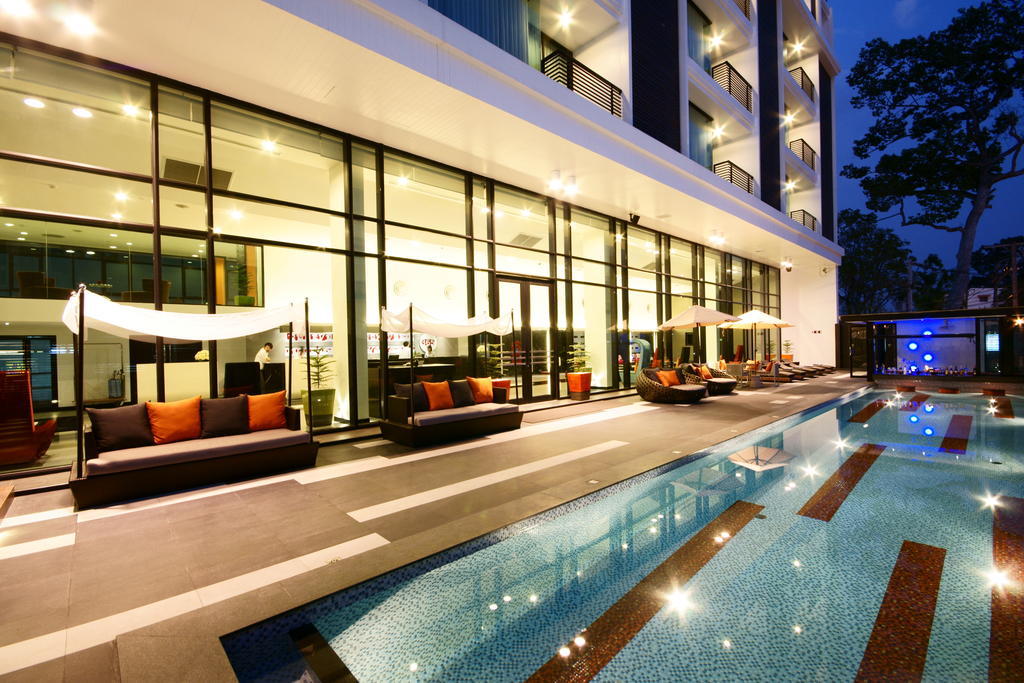 Tsix5 Hotel Pattaja Kültér fotó