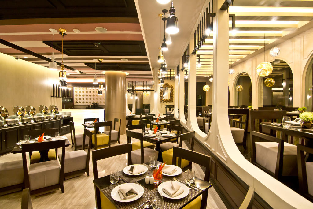 Tsix5 Hotel Pattaja Kültér fotó