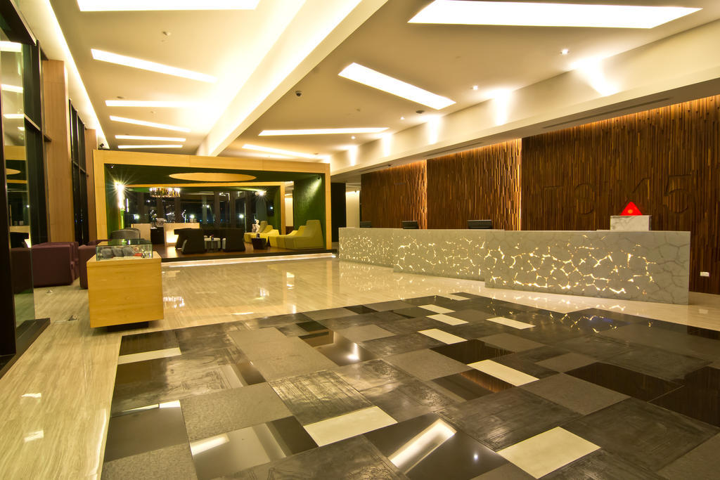 Tsix5 Hotel Pattaja Kültér fotó