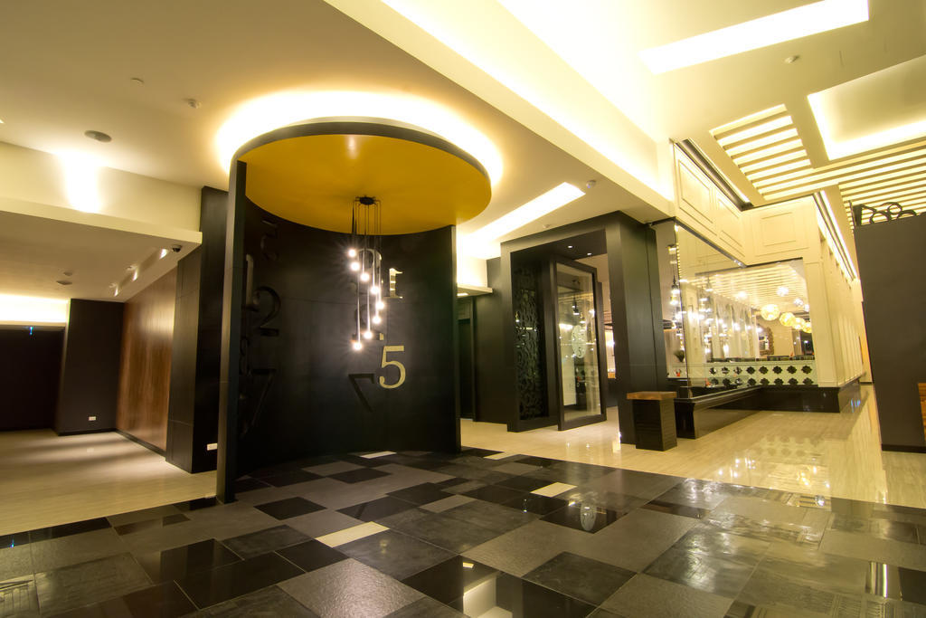 Tsix5 Hotel Pattaja Kültér fotó